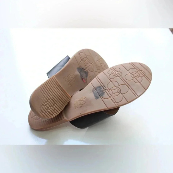 Chinese Laundry sandals - Picture 10 of 15